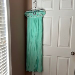 Strapless long dress